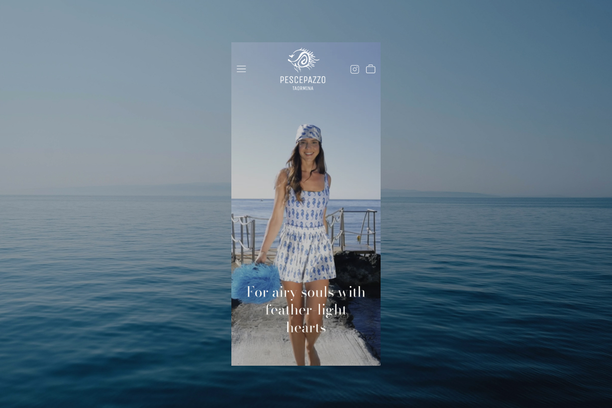 Mobile image displaying Pescepazzo Taormina Website homepage view